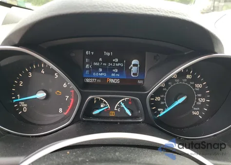 2017 Ford Escape Se z USA, uszkodzony, nr VIN 1FMCU9GD8HUA07258